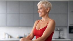 3 exercises that target your core while sitting down, perfect for beginners and seniors